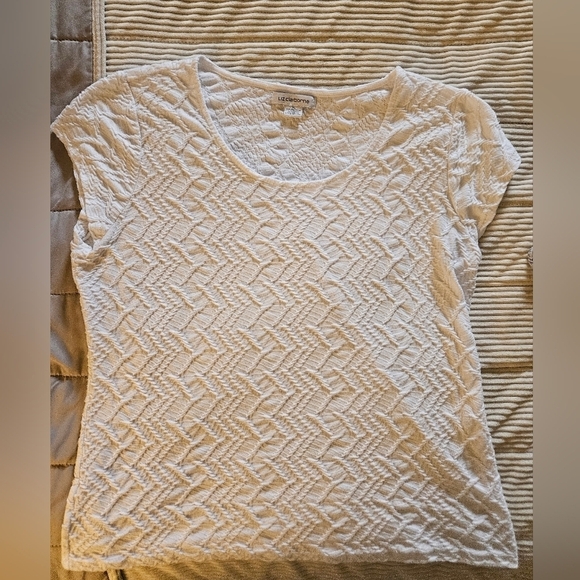 Liz Claiborne Tops - Liz Claiborne White Textured Short Sleeve Top Size XL